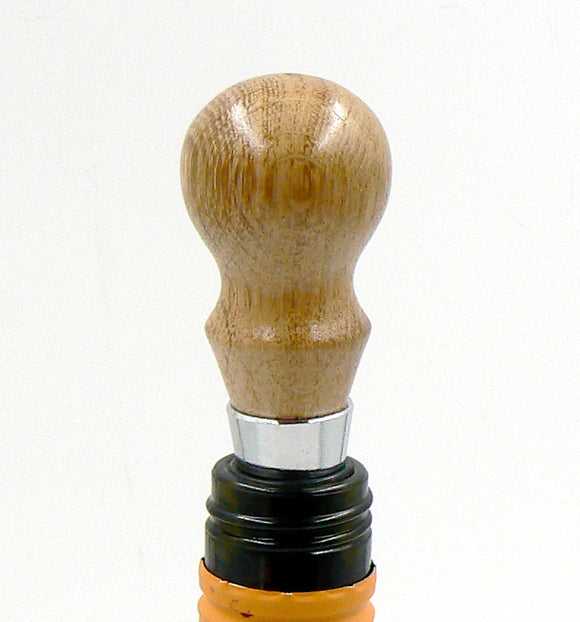 Bottle Stopper in Oak with Metal with Rubber Stopper