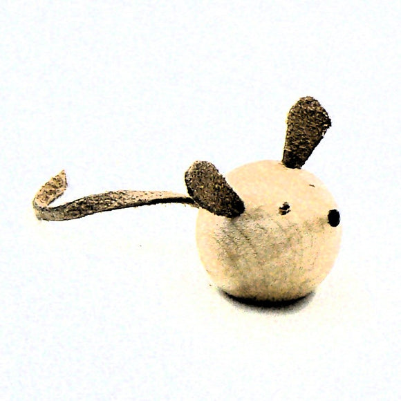Mouse in Sycamore
